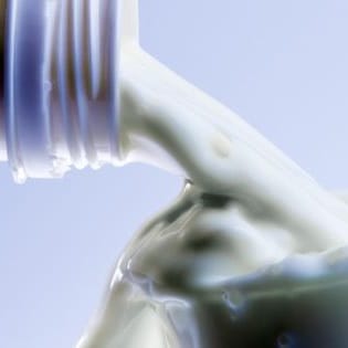 Milchersatz-Produkte: zuckerhaltig und teuer